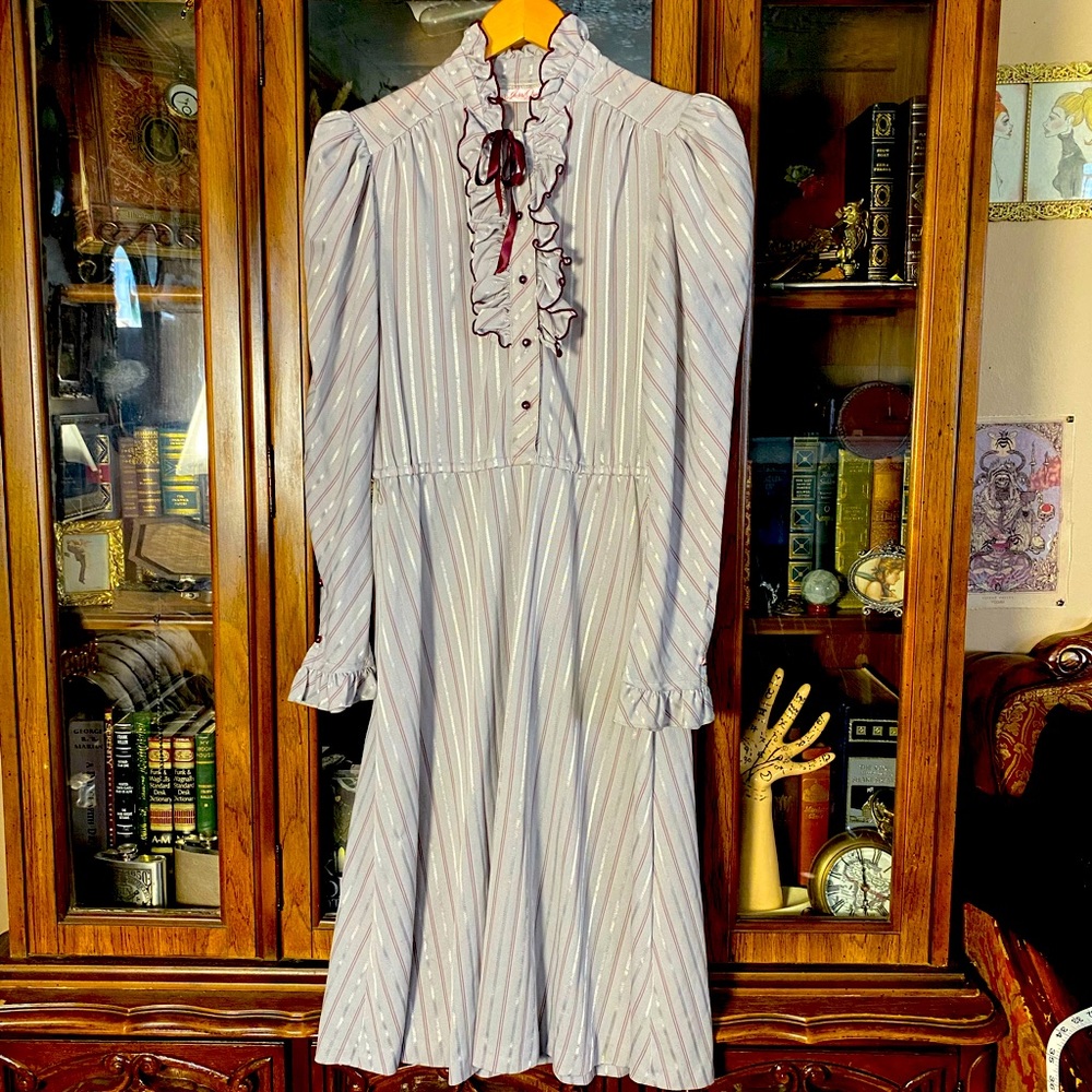 Jerry Jee New York Vintage dress. Size 2-4.